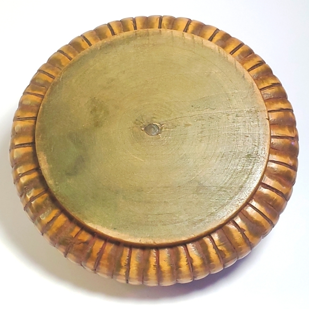 Hand Carved Roun Wooden Decorative Box with Lid Trinket Holder - Picture 4 of 8